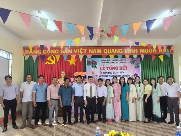 Tạp chí giáo dục