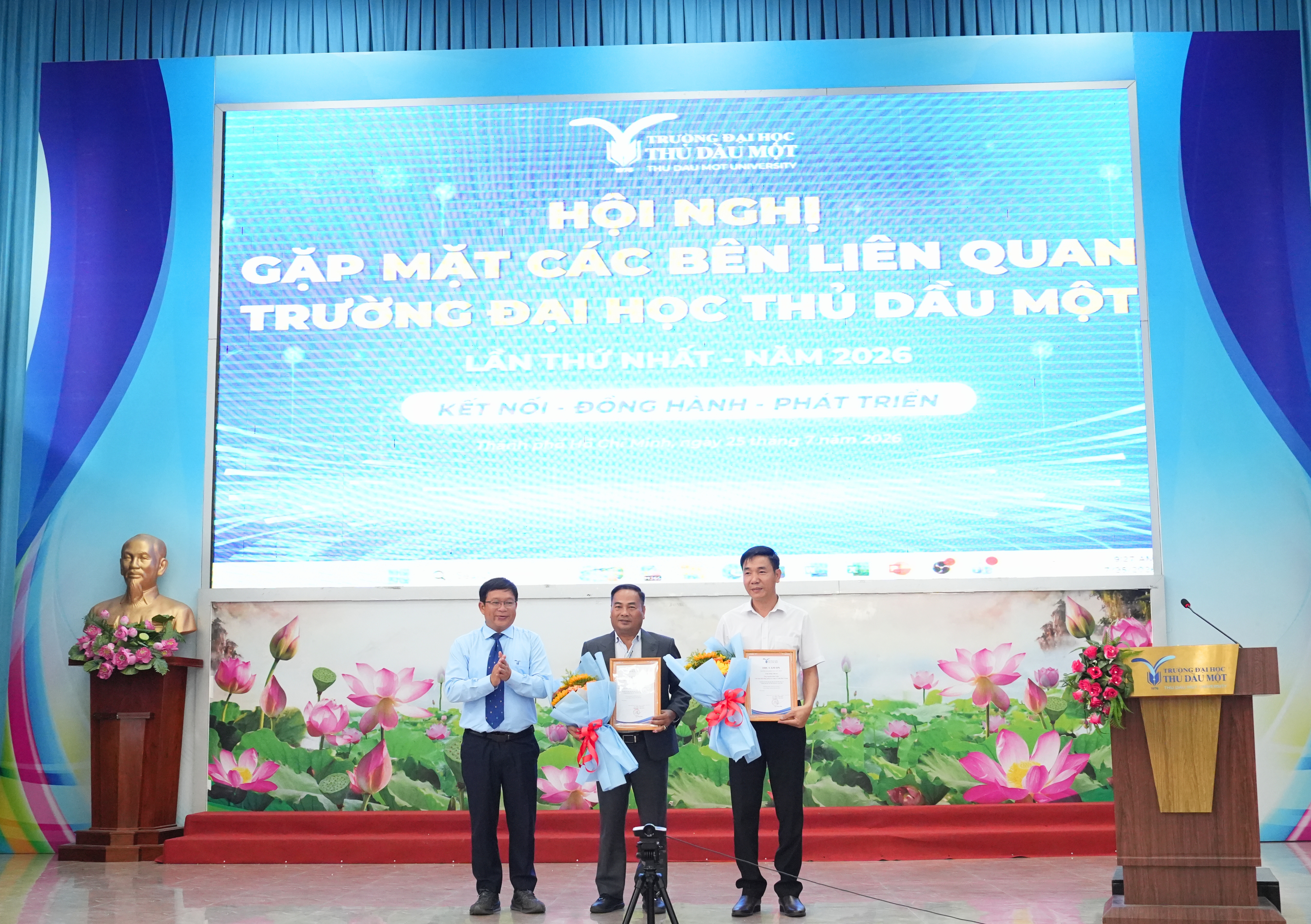 Tạp chí giáo dục