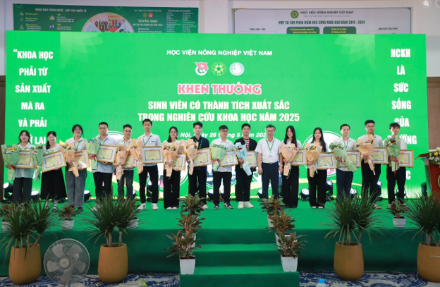 Tạp chí giáo dục