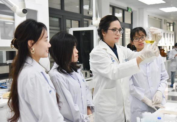 Tạp chí giáo dục