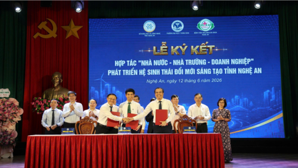 Mô hình đào tạo nguồn nhân lực chất lượng cao, thích ứng kỷ nguyên số của Trường đại học Y khoa Vinh