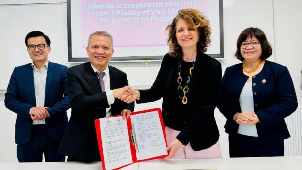 Trường Đại học Y Dược - ĐHQGHN mở rộng đào tạo sau đại học, gia tăng cơ hội phát triển đội ngũ chuyên gia y tế chất lượng cao