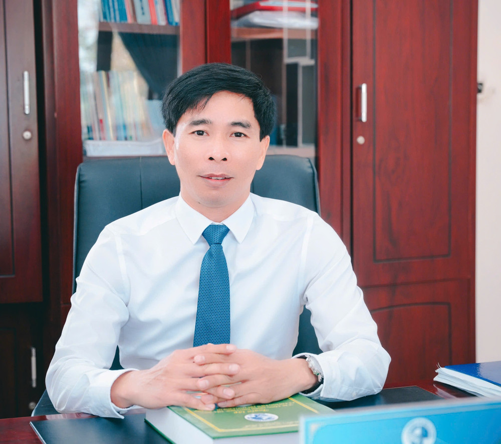 Model?.data?.author?.Name